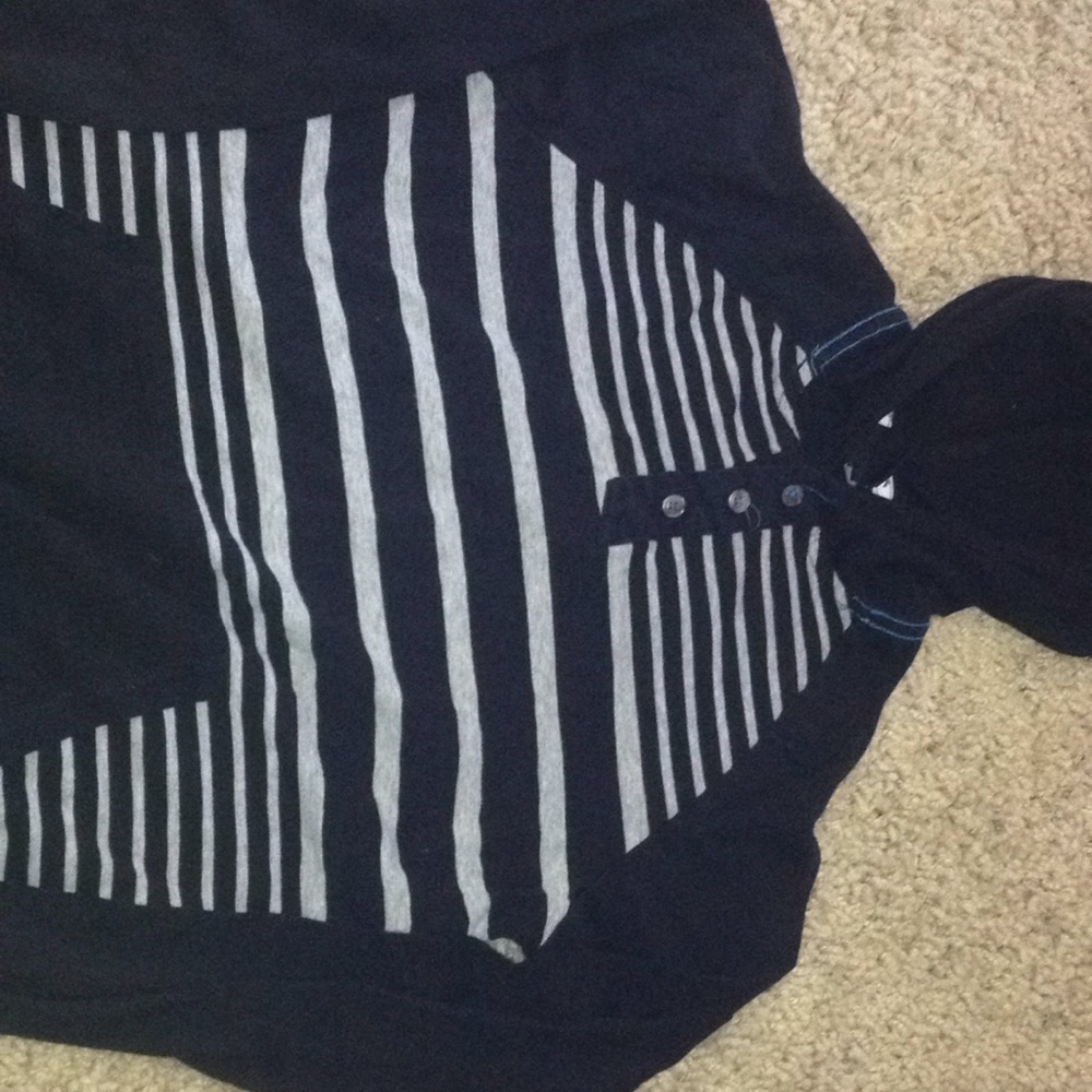 Girls sweatshirt shirt!!